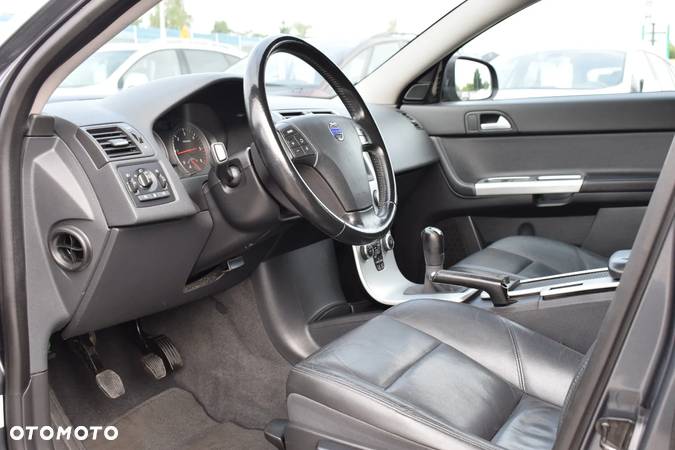 Volvo V50 1.6D - 38