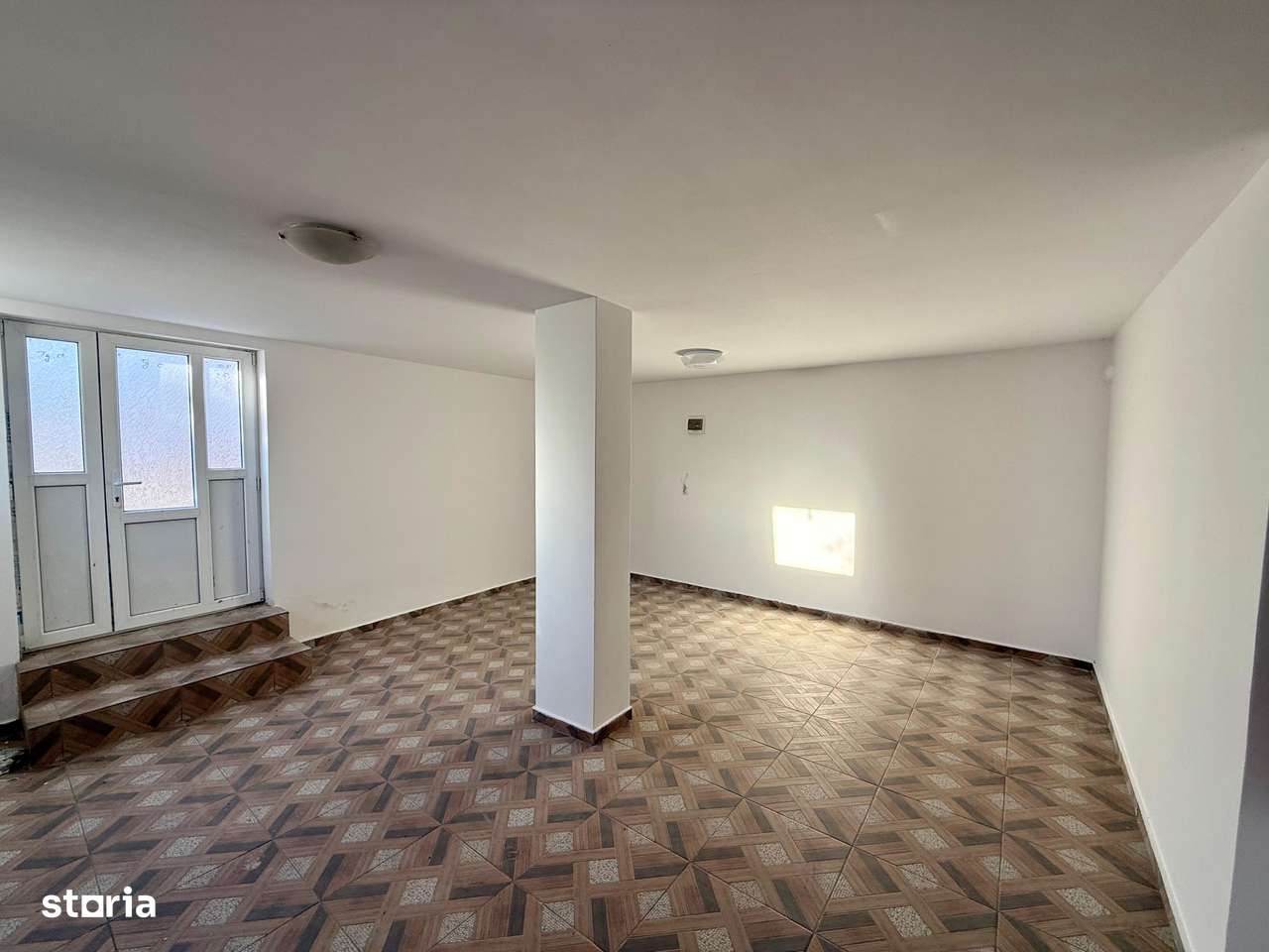 Casa caramida 2012, mutare imediata 800mp posibilitate credit! - Imagine principală: 4/8