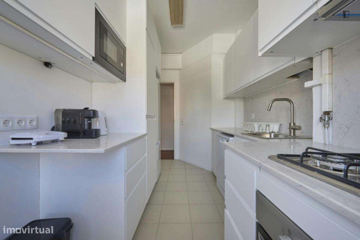 Quarto - localizado em Campolide Lisbon - Grande imagem: 5/26