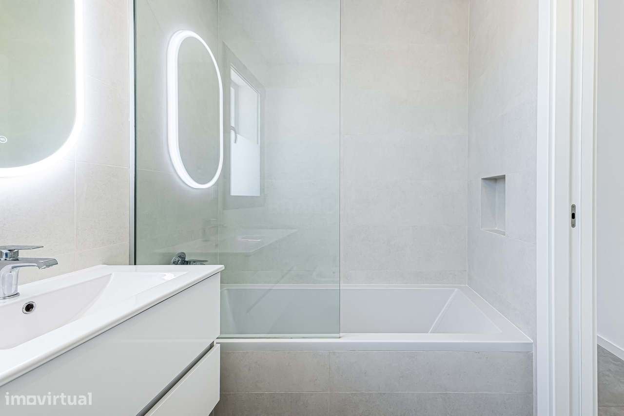 Moradia T3 com piscina e garagem - Mexilhoeira Grande-24