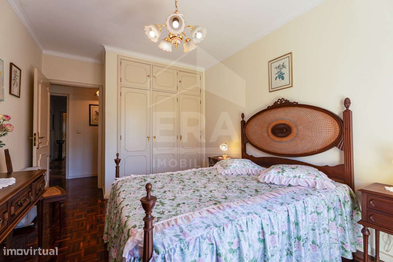 T3 Espaçoso no centro da cidade-16