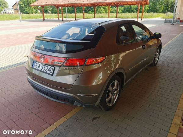 Honda Civic 1.4 Comfort - 2