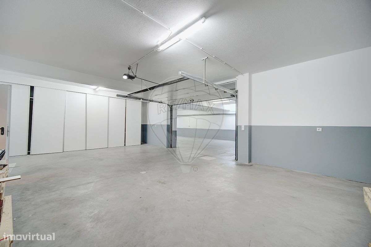 Moradia T4 para venda-15