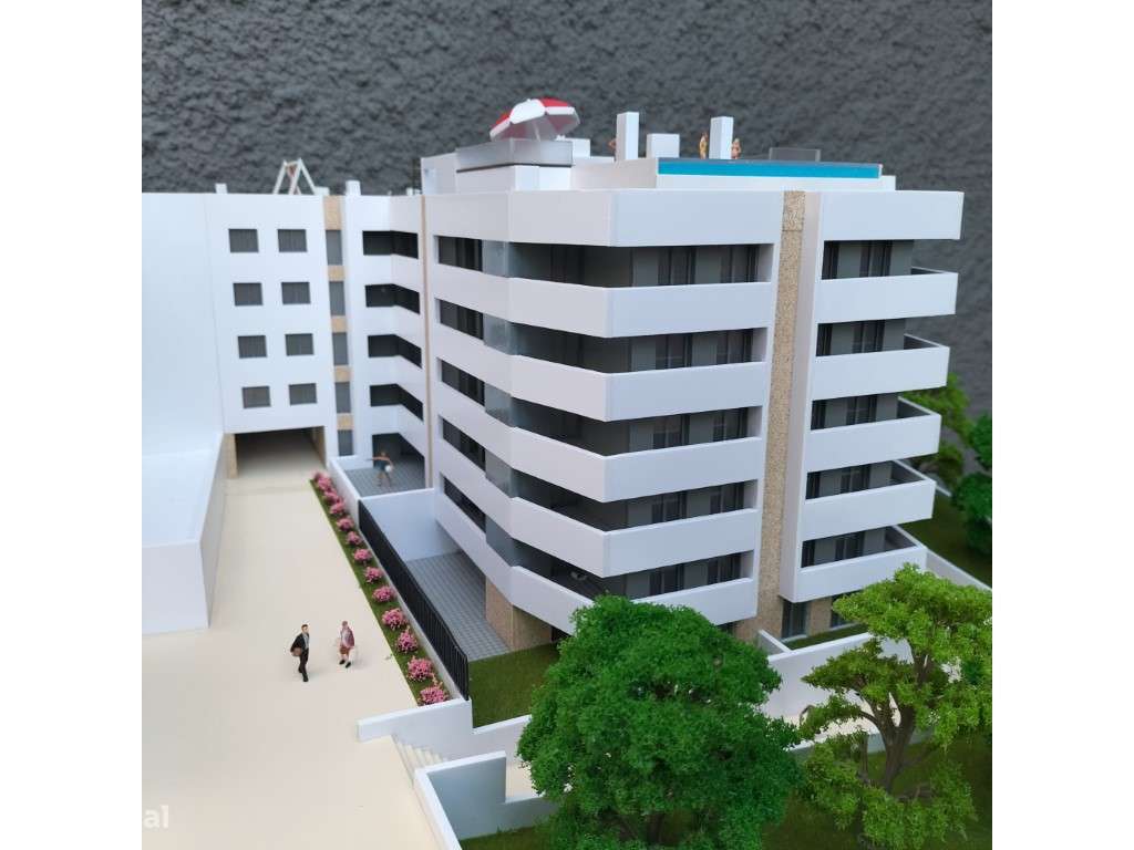 Apartamento T3, novo, varanda com churrasqueira; piscina e playgrou...-12