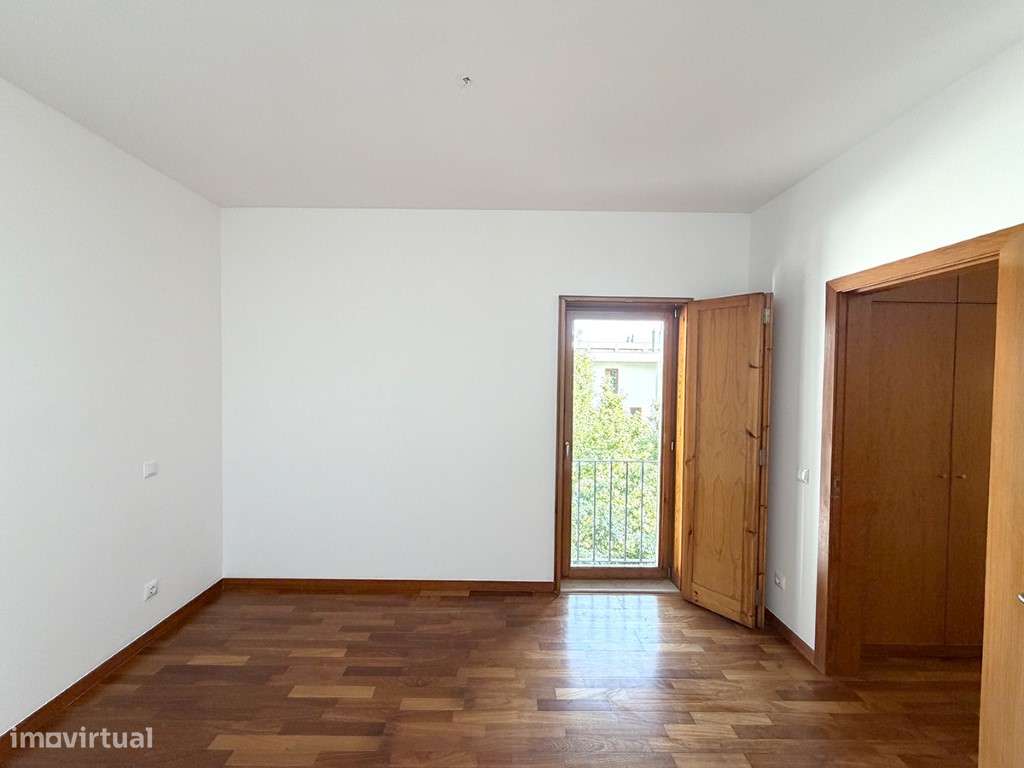 Moradia T5 em Condomínio com Piscina - Oleiros-19