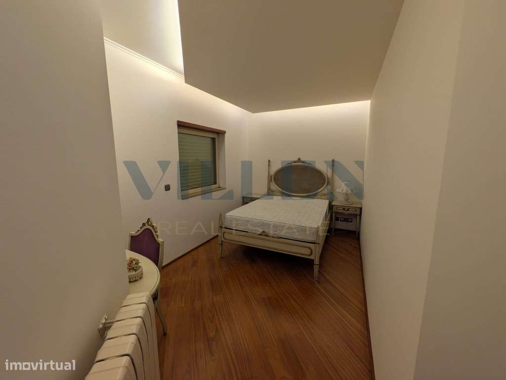 Moradia T5 de Luxo em São Romão do Coronado-36