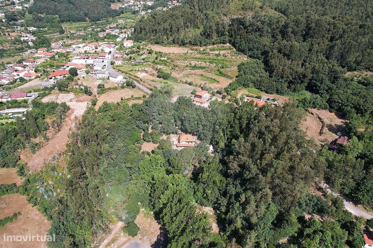 Moradia T4 para venda-5