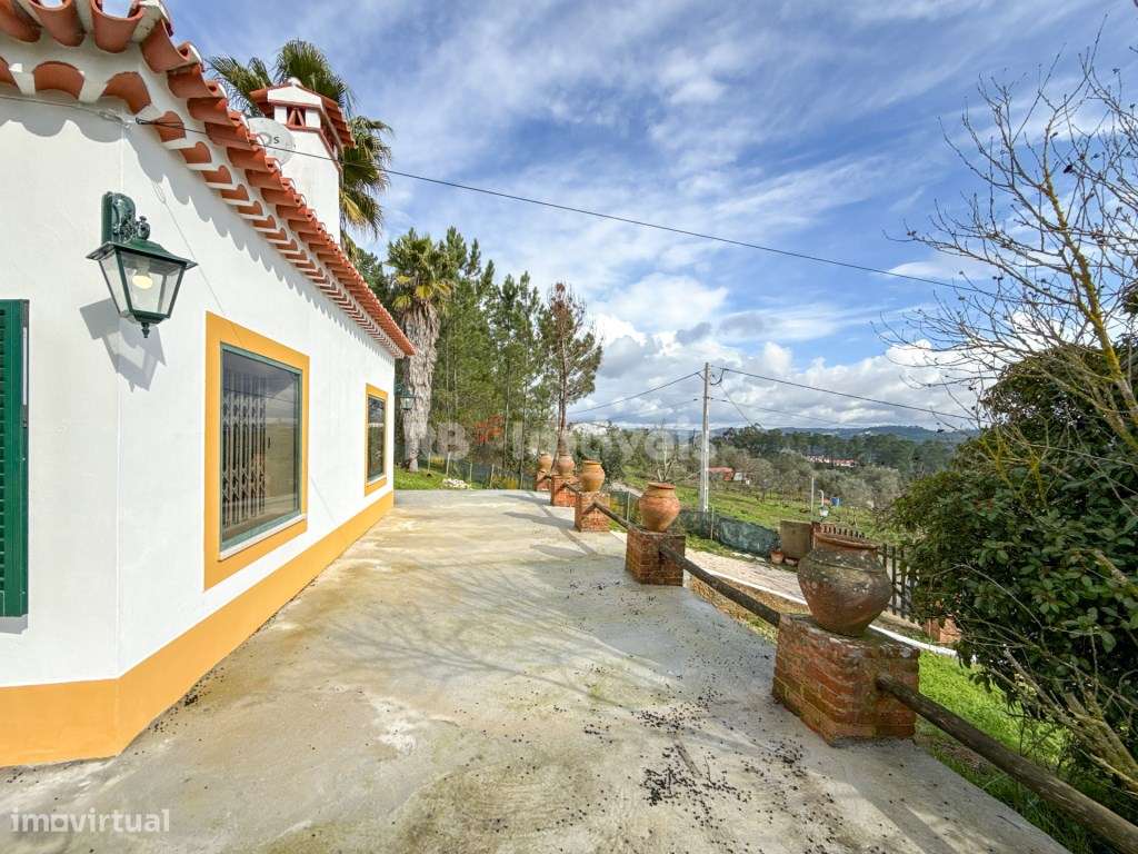 Moradia T3, c/ Jardim, Garagem e Zona de Estar Exterior - Castelo d...-56