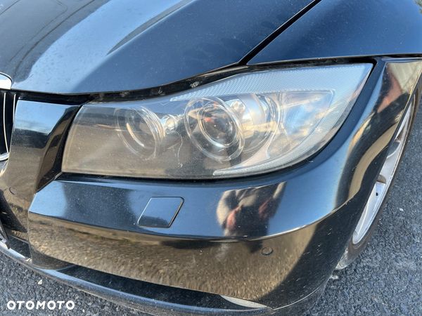 LAMPY PRZEDNIE KOMPLET XENON  BMW E90 E91 PRZEDLIFT - 1