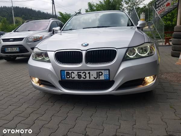 BMW Seria 3 320d xDrive - 4