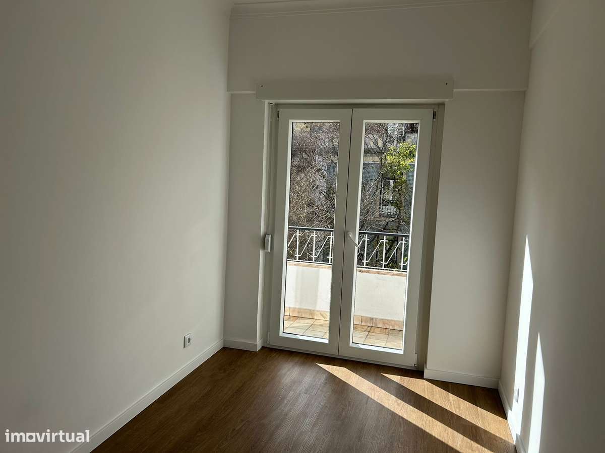 Apartamento T2, Santo Amaro, Alcantara, Renovado - Grande imagem: 3/18