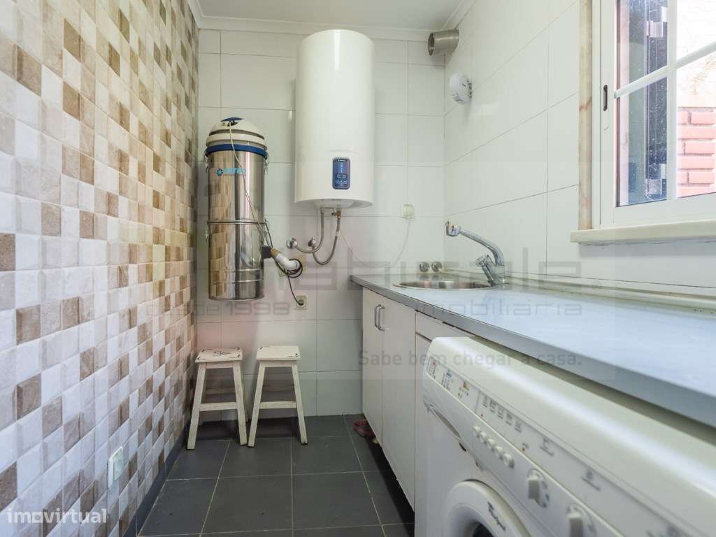 Moradia T4+1 | Casal Novo - Famões / Caneças-38