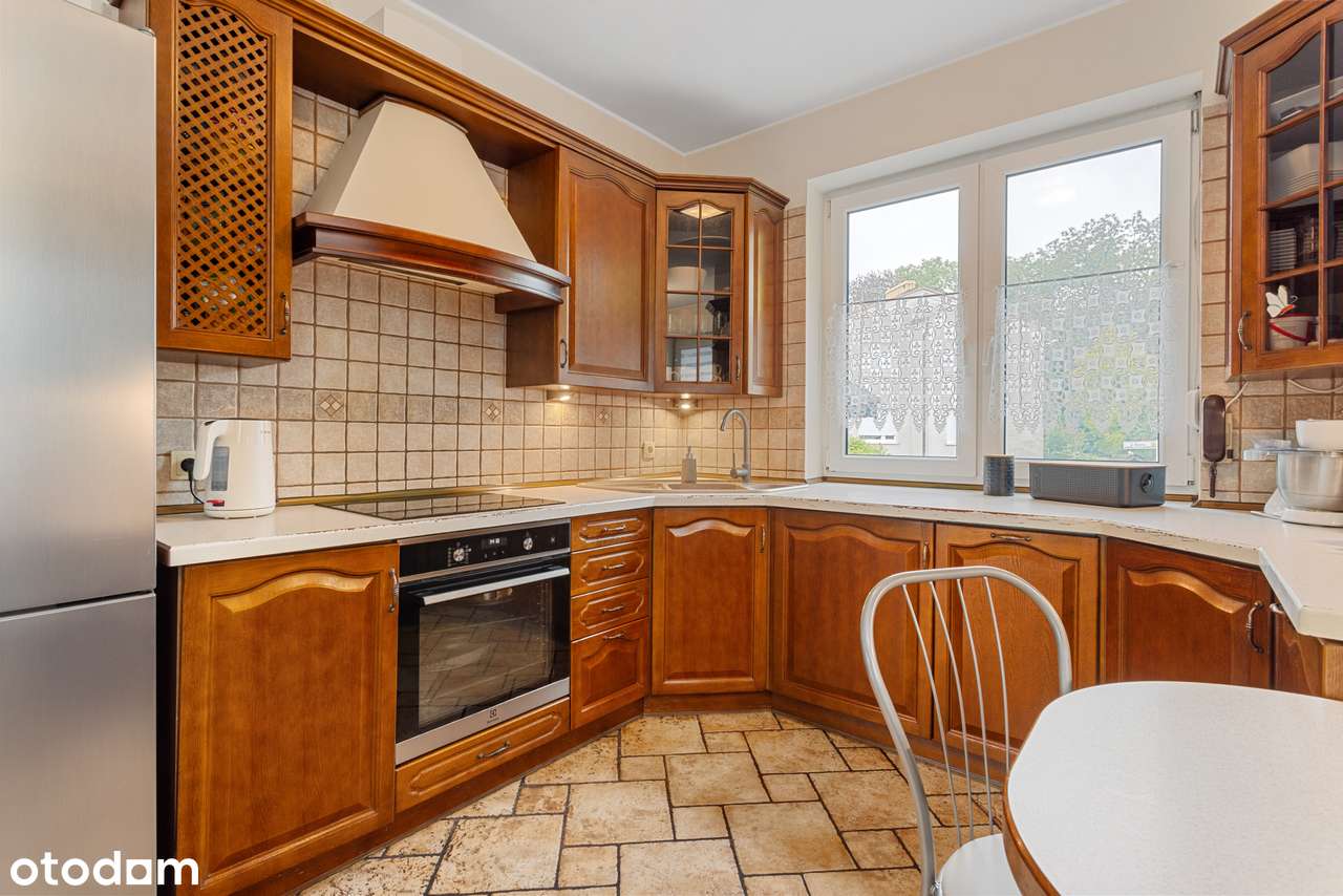 Skrajny szeregowiec, większa działka 345m2. Atrakcyjne położenie-cisza-5