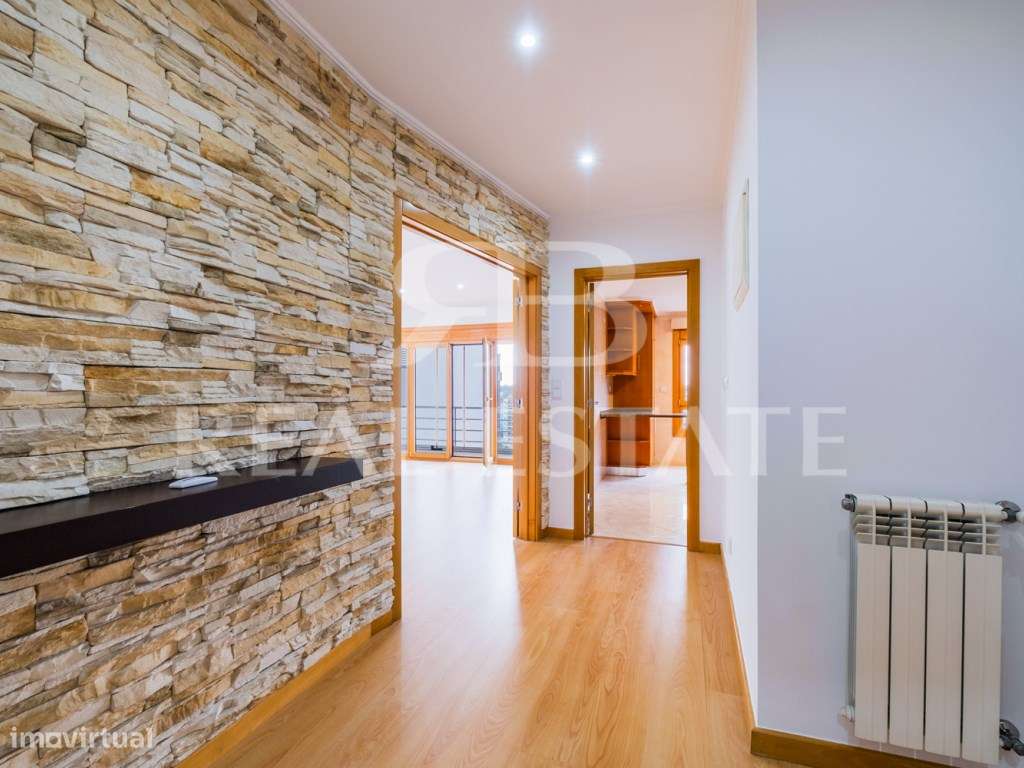 T3 com 150m2 + 2 VARANDAS + VISTA + ESTACIONAMENTO - Colinas do Cru...-5