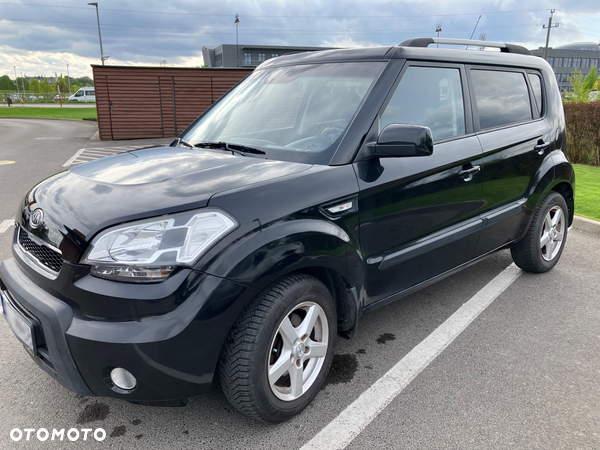 Kia Soul 1.6 CRDi L - 2