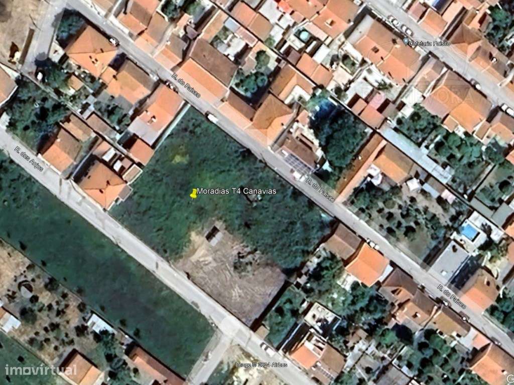 Moradia geminada com logradouro e dois lugares de estacionamento - Grande imagem: 4/4