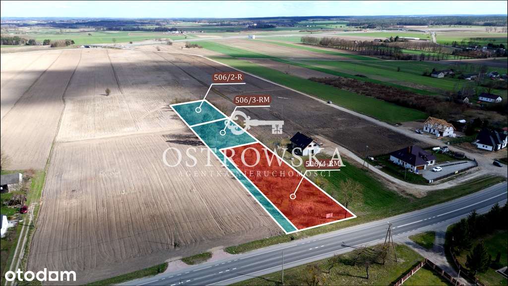 Trzy działki rolno-budowlane - Zjazd z trasy-0