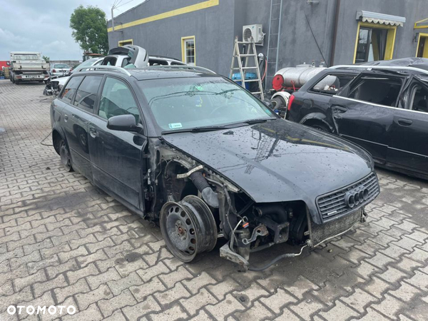 Audi A4 2.5 TDI Quattro Na Części kolor LY9B - 4