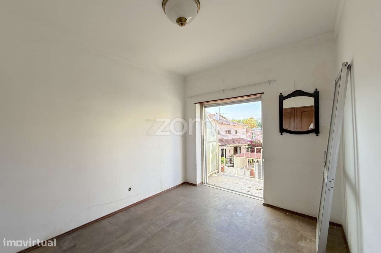 Oportunidade de reforma: apartamento de 1 quarto com terraço privat...-7