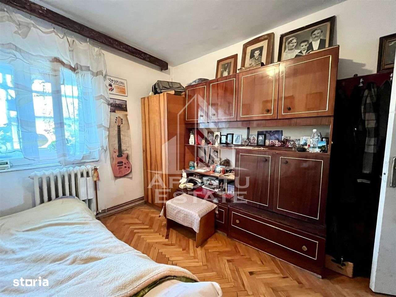 Apartament cu 4 camere, centrala proprie, zona Aradului - Imagine principală: 5/17