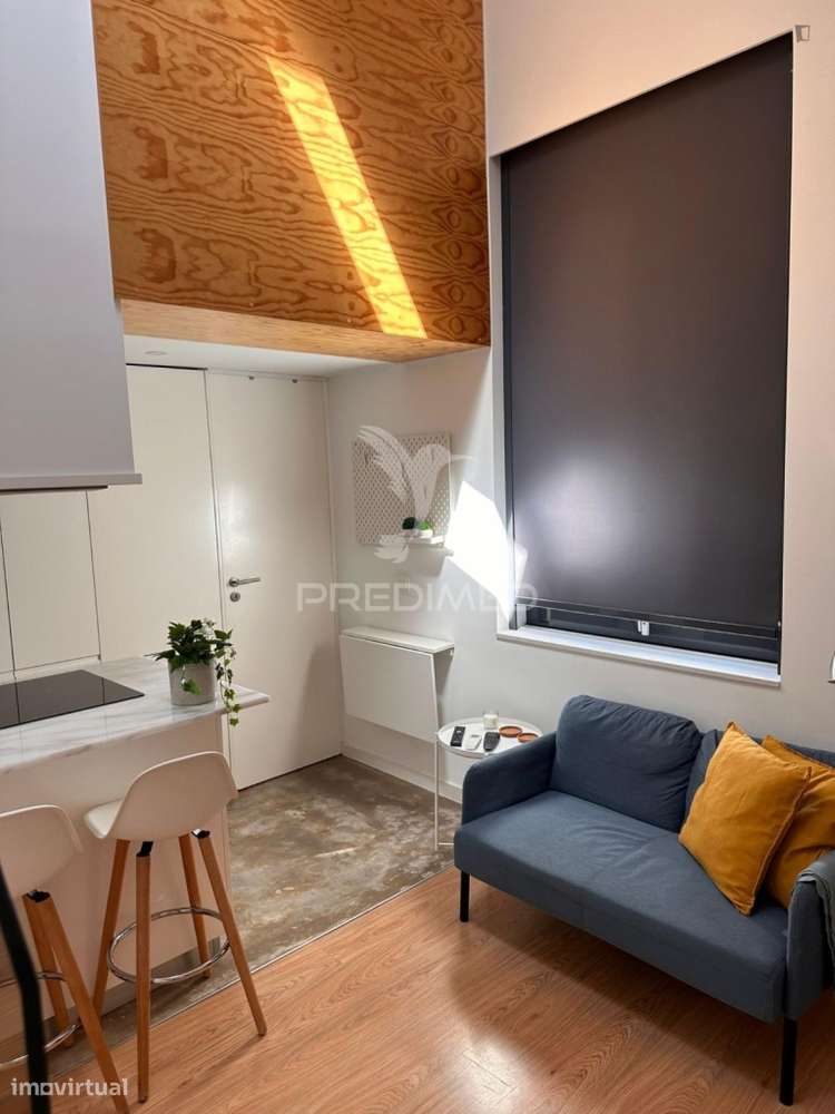 Vende-se Moradia T1 duplex Mobilada Porto - Grande imagem: 4/25