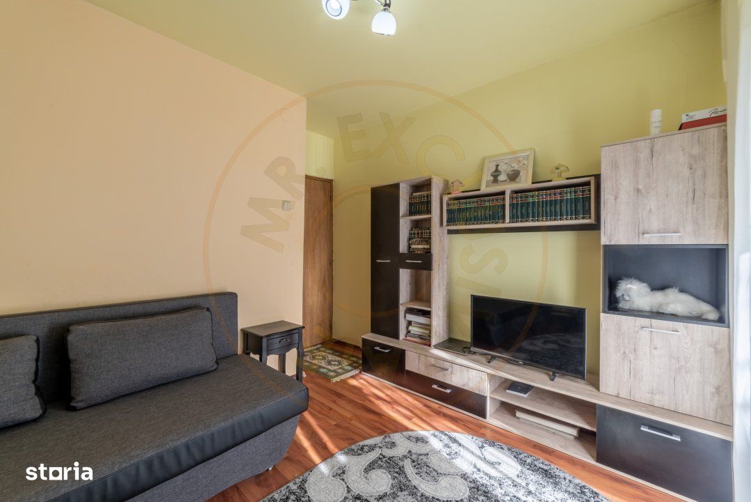 Apartament 4 camere +boxa Confort 1 decomandat zona Auchan -Jumbo Pite