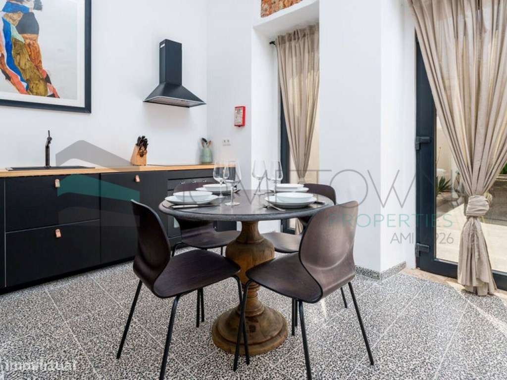 Moradia com 2 quartos no centro de Loulé - Grande imagem: 2/19