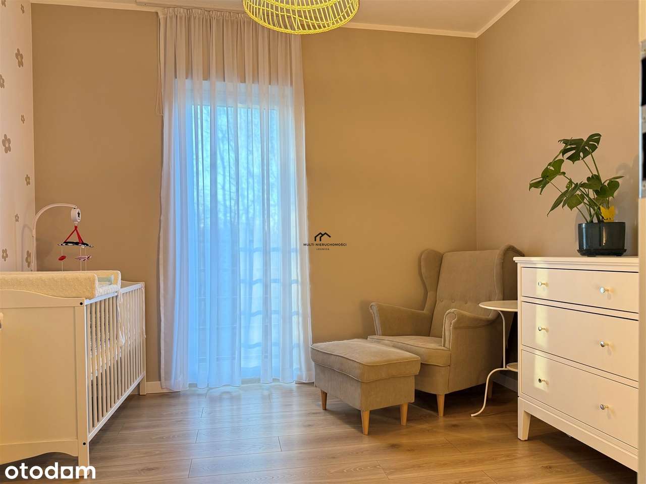 Nowoczesne z ogródkiem i miejscem parkingowym w cenie! Umeblowane-11