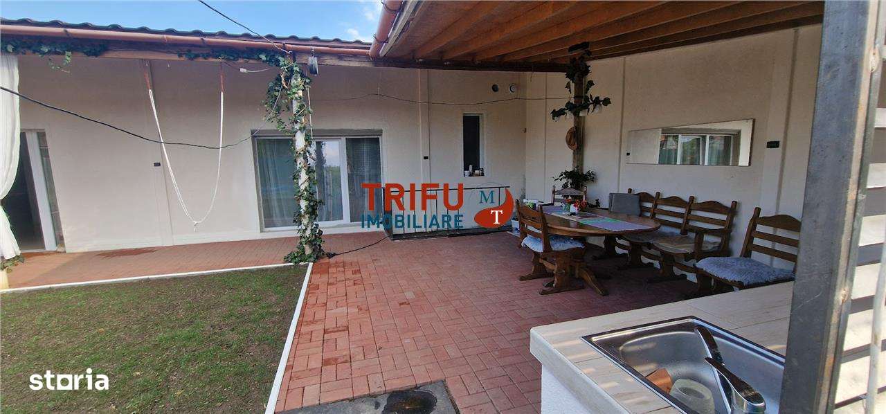 Casa de vanzare in Totoi - Imagine principală: 4/15