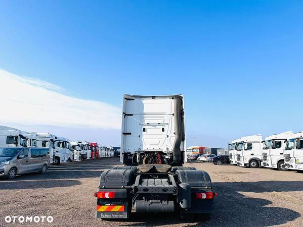 Mercedes-Benz Actros 2548 / 6x2 / GigaSpace - 5