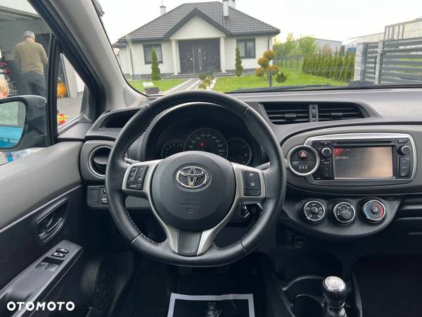 Toyota Yaris 1.33 Premium - 7