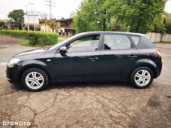 Kia Ceed Cee'd 1.4 Comfort + - 2