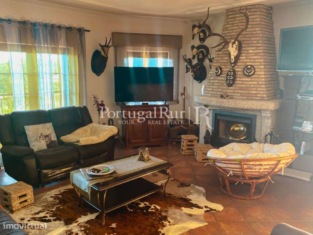 Moradia T6 nas termas de Monfortinho-9