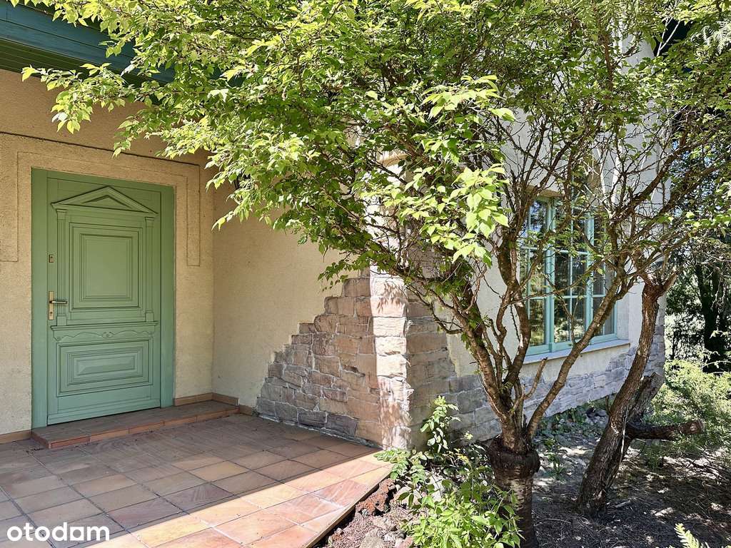 Włoska willa z dużym ogrodem i domem dla gości.-15