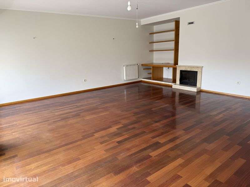 T3 1 Centro Da Maia Condominio Fechado