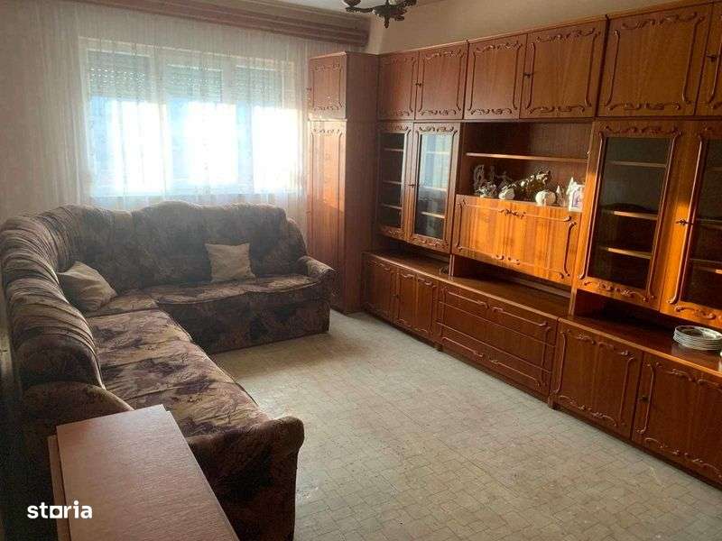 Vand apartament 2 camere - Imagine principală: 4/6