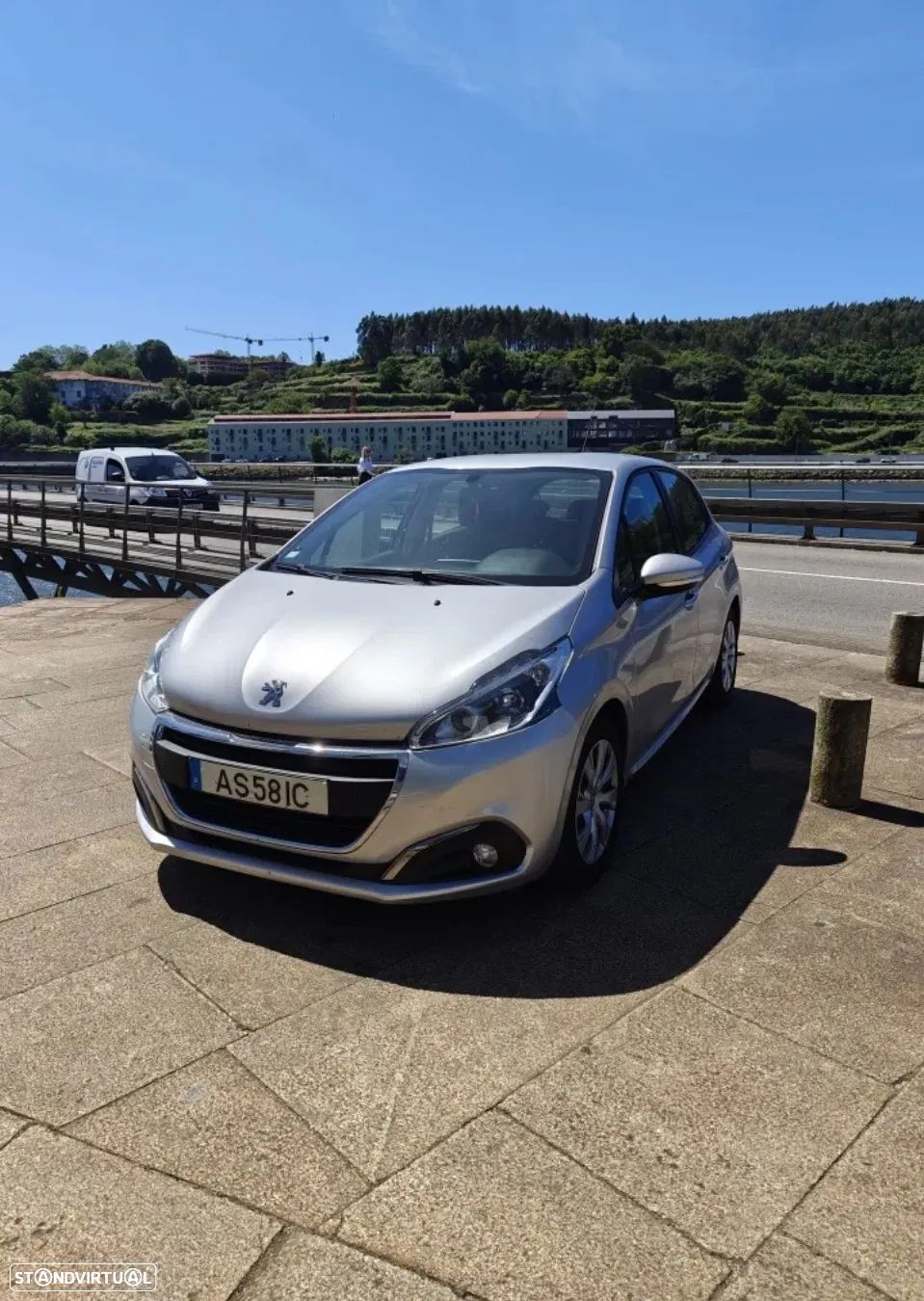 Peugeot 208 1.6 BlueHDi Access - 1