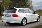 BMW Seria 3 318d Luxury Line - 13