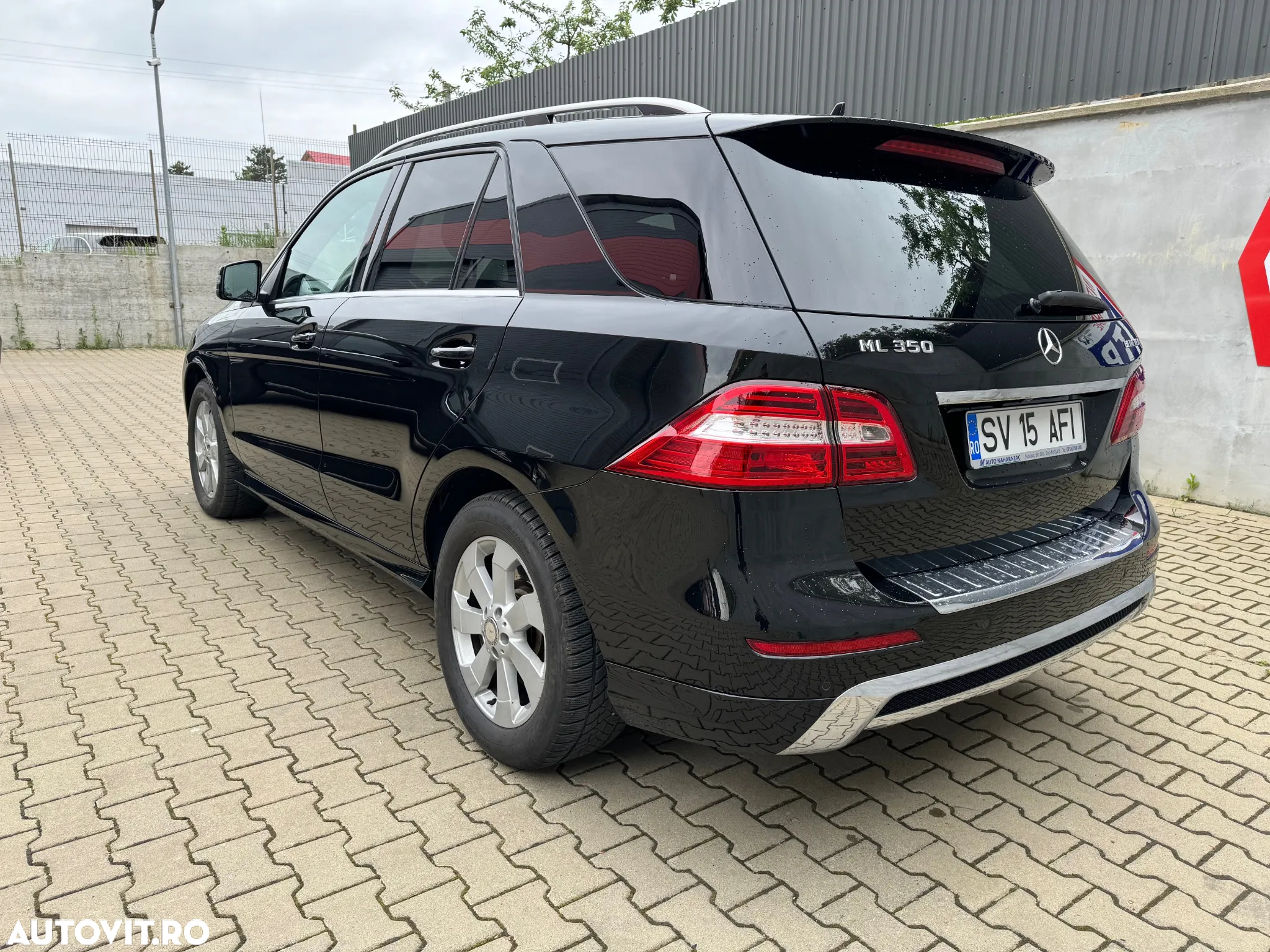 Mercedes-Benz ML 350 BlueTEC 4MATIC 7G-TRONIC - 8