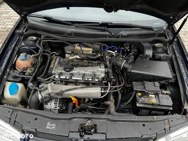 Volkswagen Golf IV 1.8 20V Turbo GTI - 14