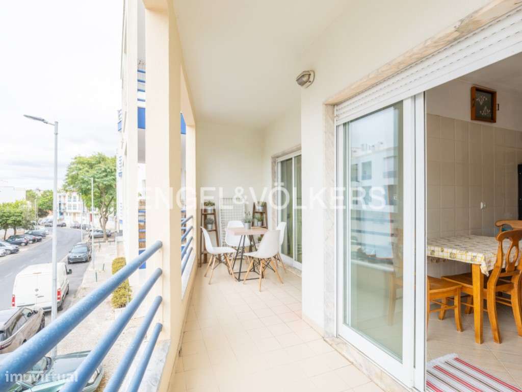 Apartamento T2 mobilado na Quinta do Texugo-20