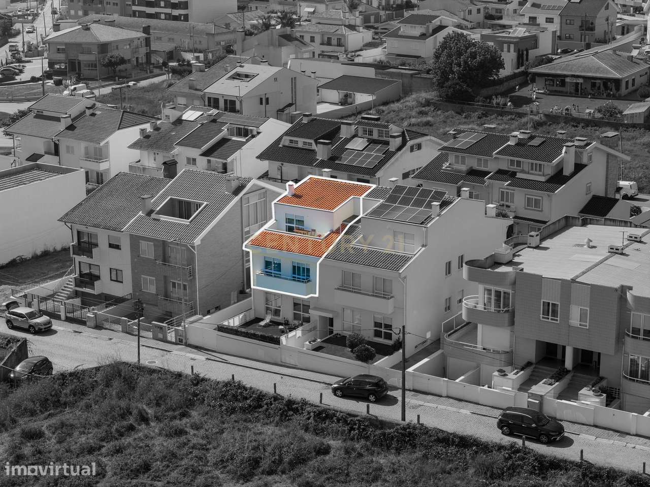 T2+2 Duplex c/ Sótão amplo (248m²) | S. Félix Marinha-29