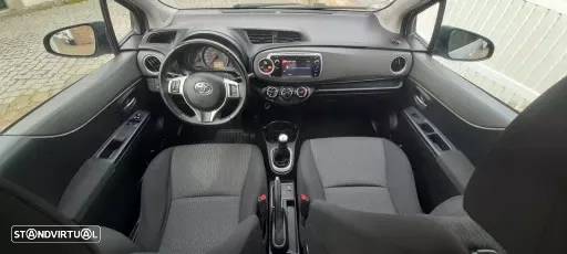 Toyota Yaris 1.0 VVT-i Comfort+Navi - 6