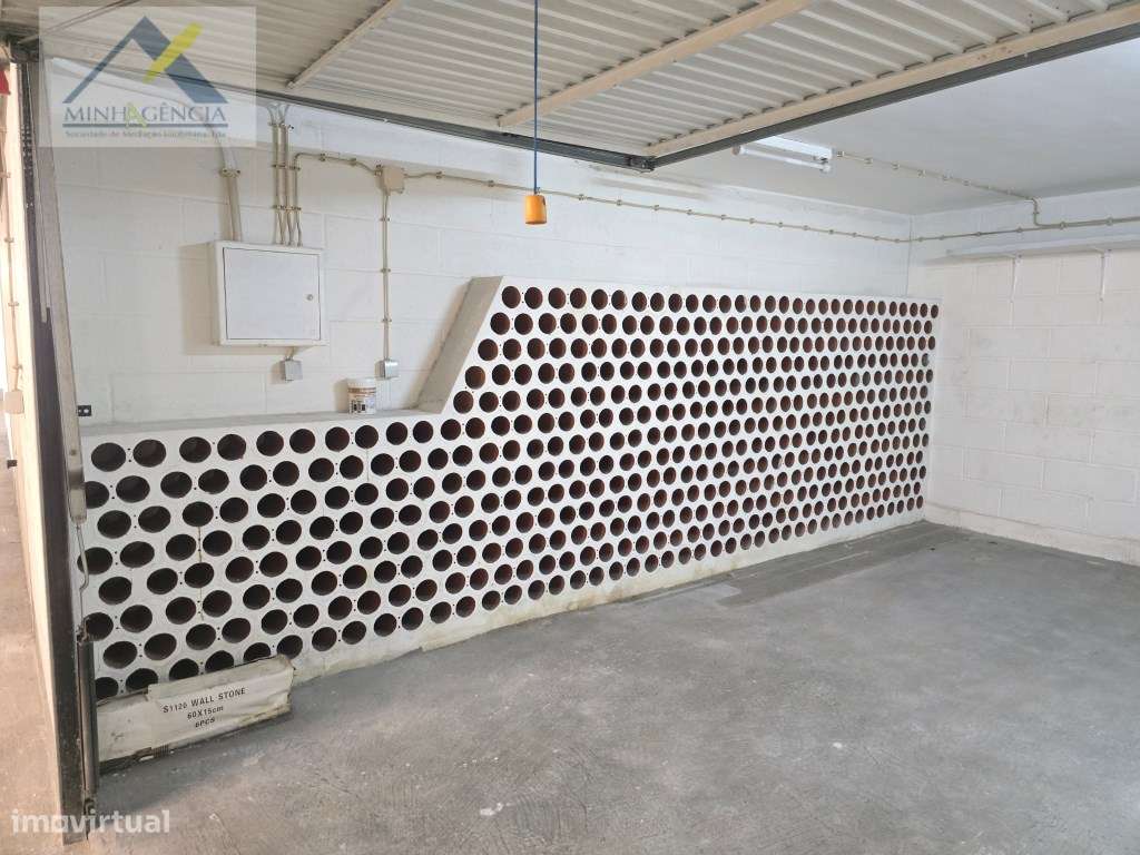 Garagem Box e Arrecadação no Alto do Seixalinho - Grande imagem: 4/18