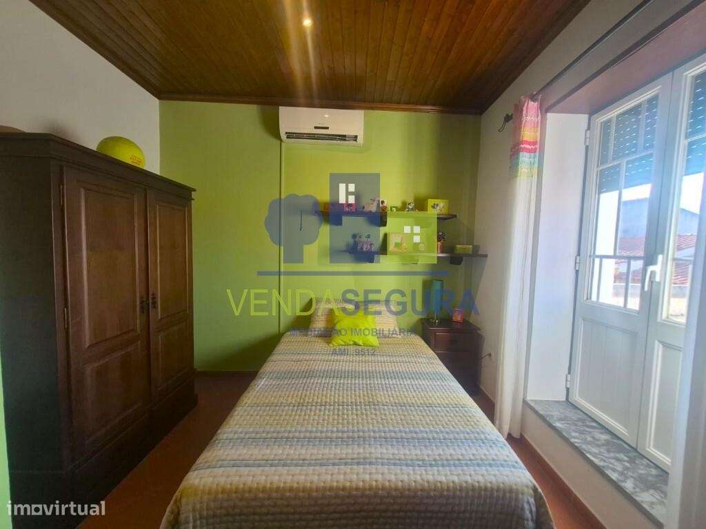 Moradia T3 com quintal, terraço e garagem | Pias-17