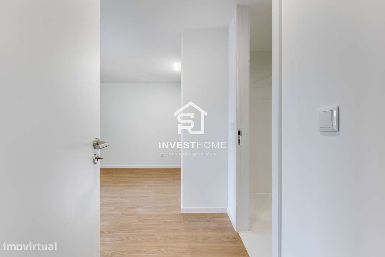 Apartamento T3 | Novo 2025 | Pronto a Escriturar | Varanda | Box-25