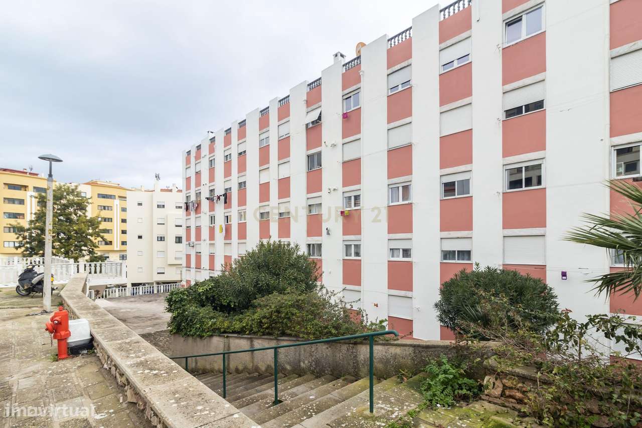 Apartamento T2+1 com Vista Mar | Viso – Setúbal-15