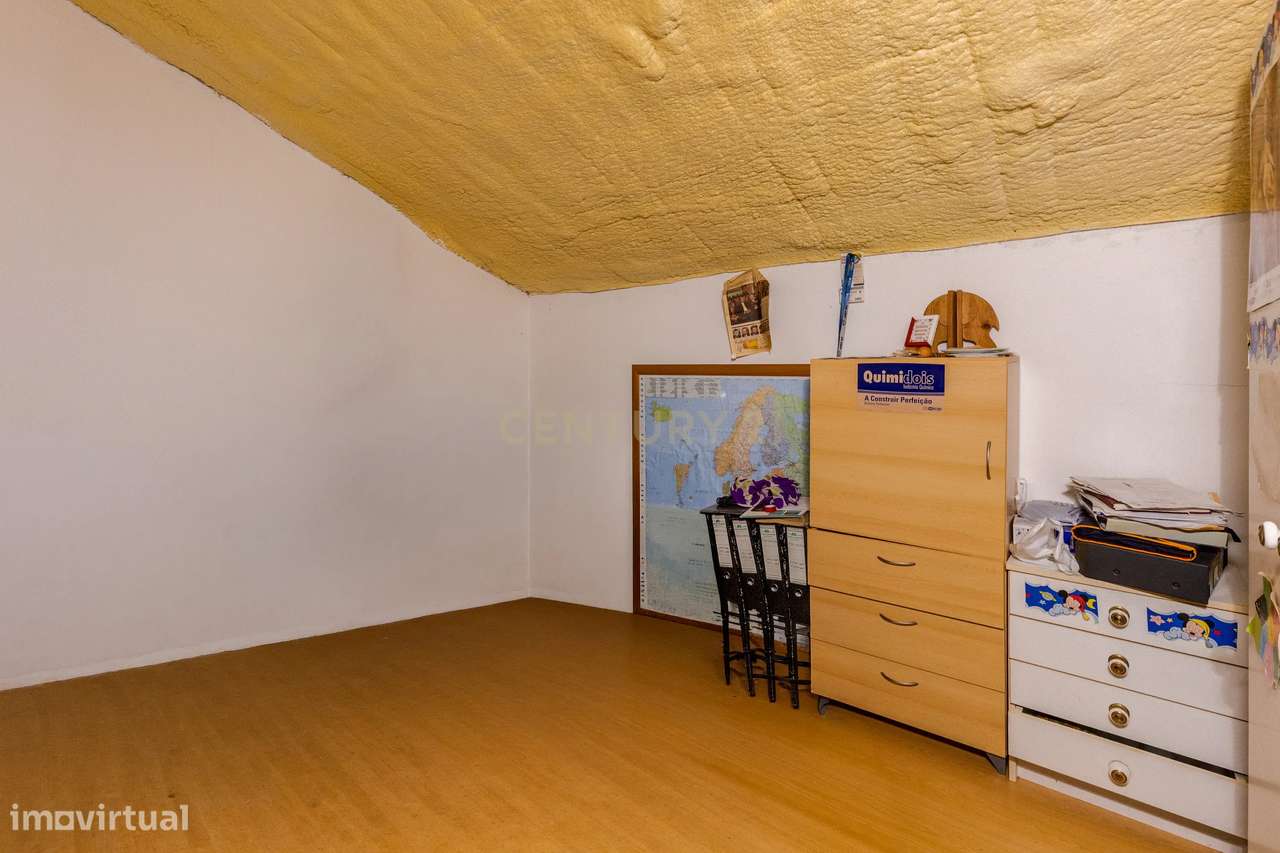 Casa T3 com Vista Panorâmica em Pombal, Leiria-32