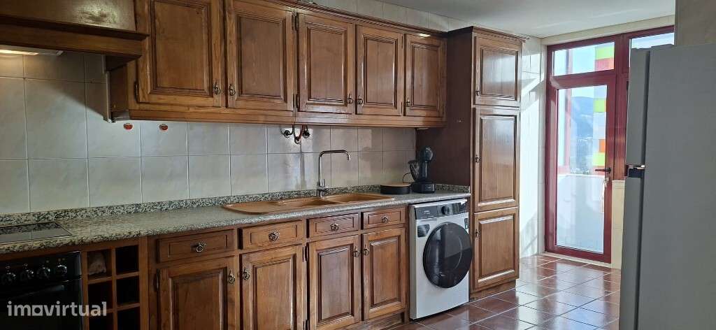 Quarto p/ Estudantes - Ferreiros - Grande imagem: 2/11