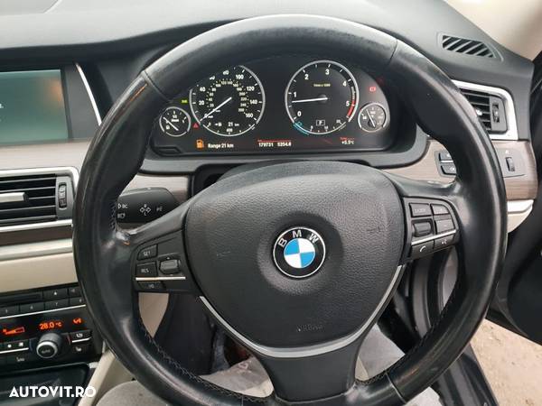 Dezmembrez BMW Seria 5 GT F07 530D 7 motor 3.0d 245cp n57d30a 2010 plafon panoramic dezmembrari piese usa portiera stanga dreapta fata spate aripa bara fata far stop fuzeta etrier oglinda f01 - 7